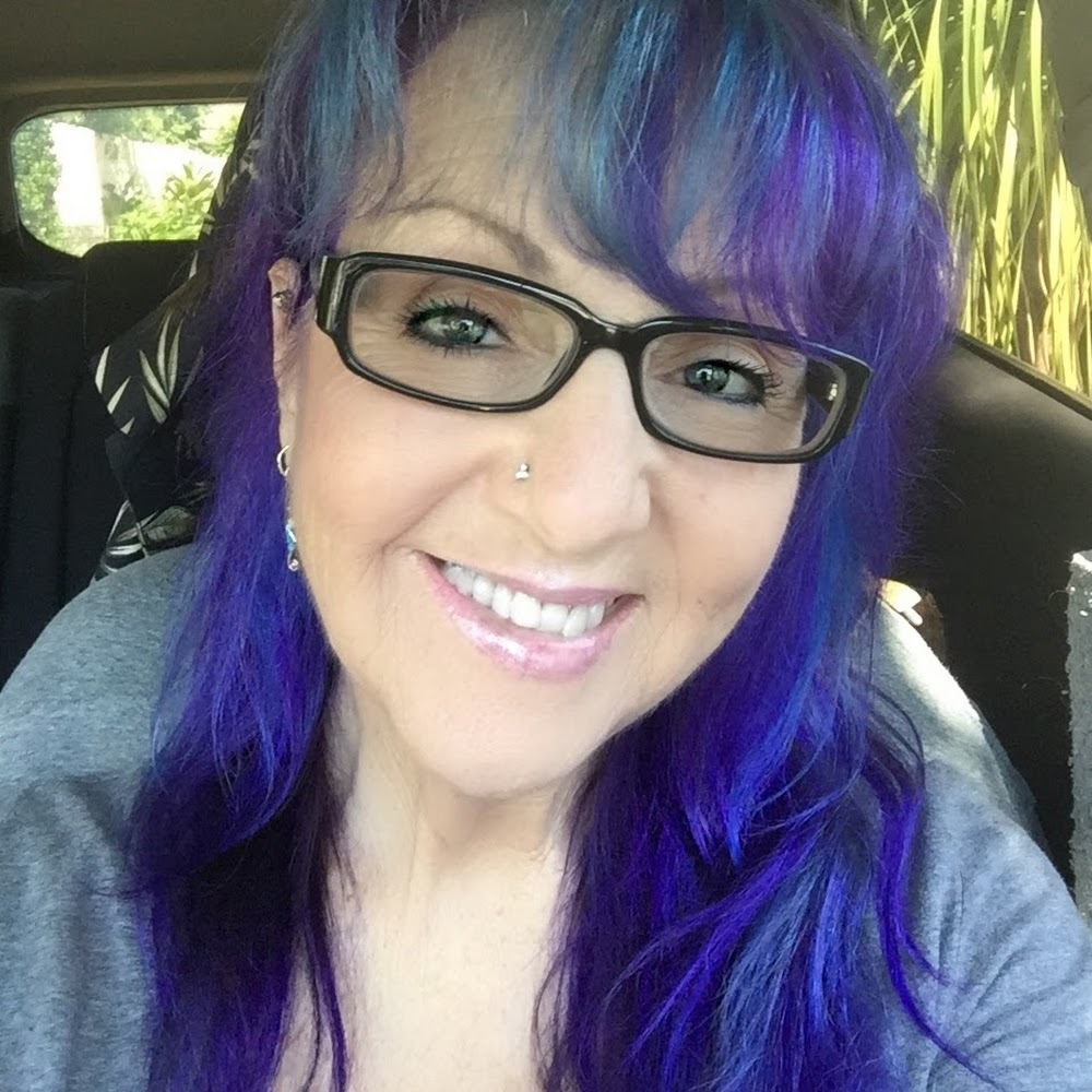 Meet your Posher, Sherry Kalei Bumgardner 🌺